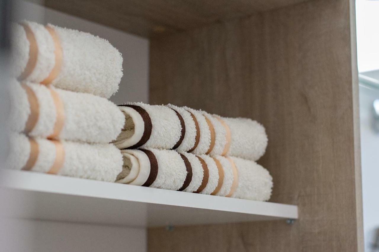 Apartment Gamma With Hydromassage Mini Pool Near Split Žrnovnica المظهر الخارجي الصورة