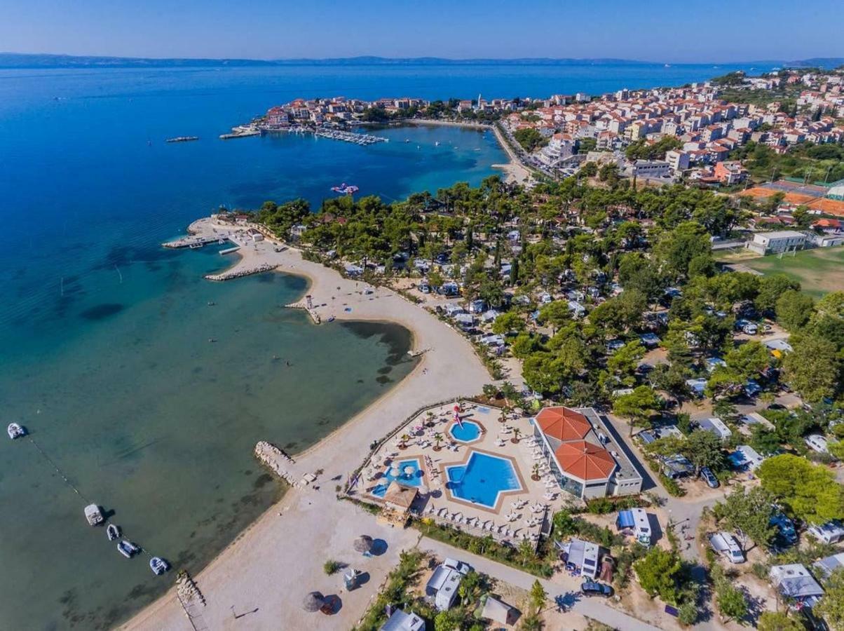 Apartment Gamma With Hydromassage Mini Pool Near Split Žrnovnica المظهر الخارجي الصورة